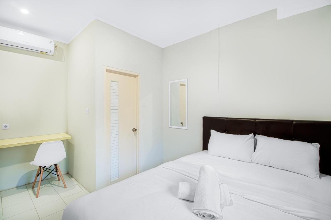 Urban24 Syariah Depok Hotel Ngoại thất bức ảnh