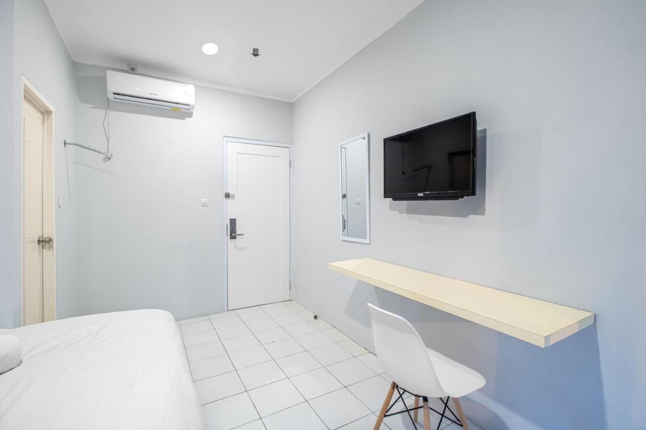 Urban24 Syariah Depok Hotel Ngoại thất bức ảnh