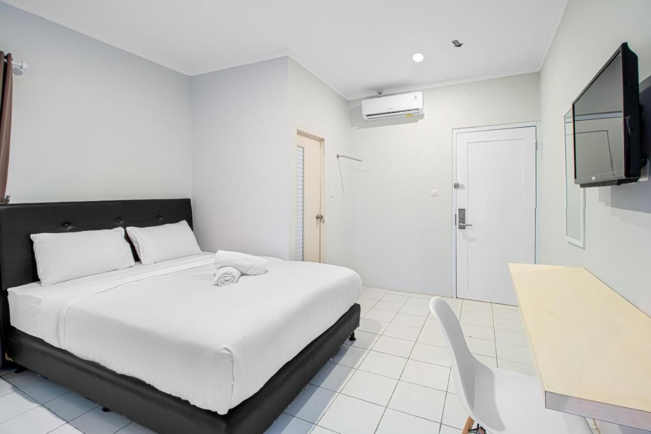 Urban24 Syariah Depok Hotel Ngoại thất bức ảnh