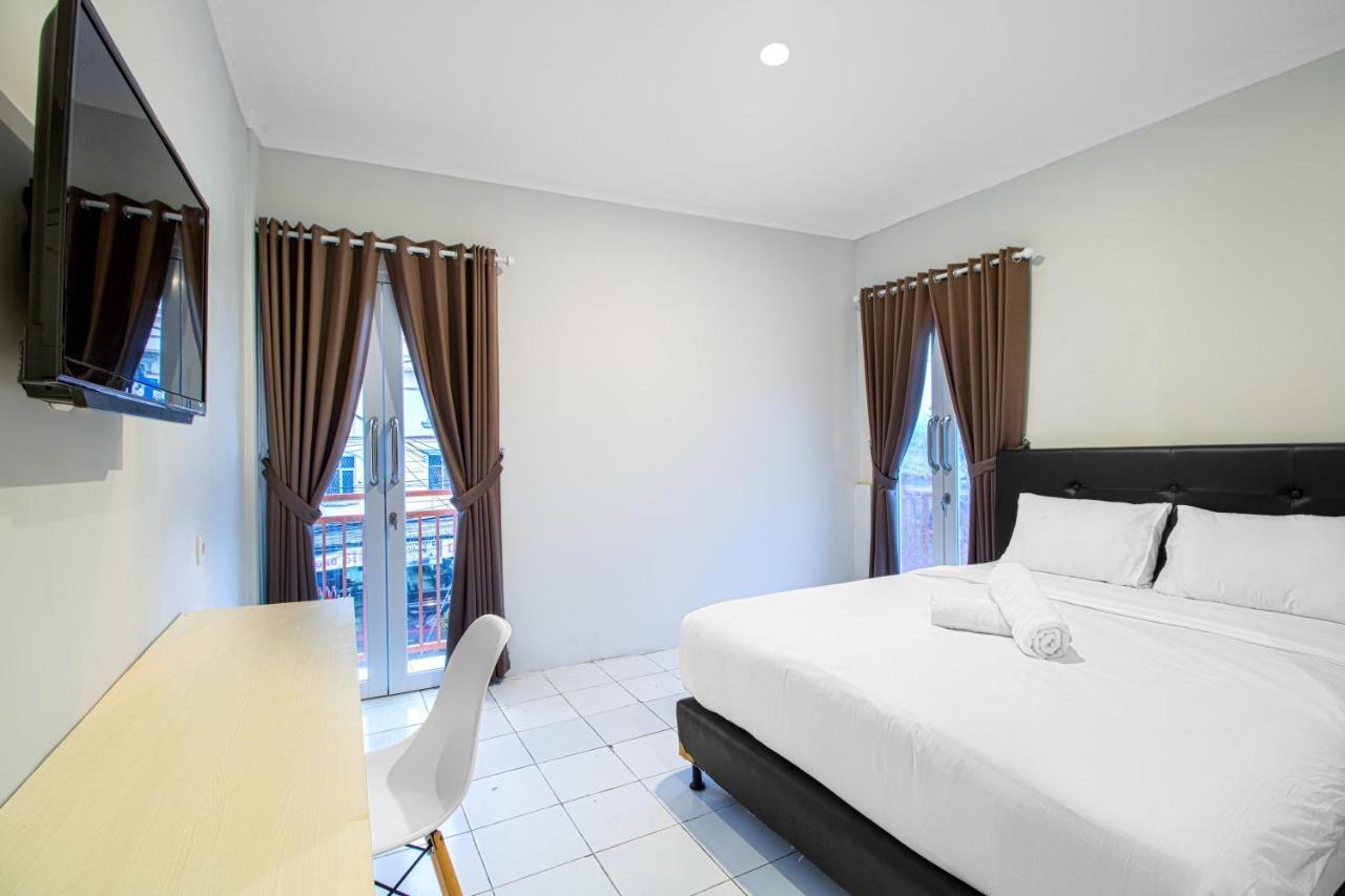 Urban24 Syariah Depok Hotel Ngoại thất bức ảnh
