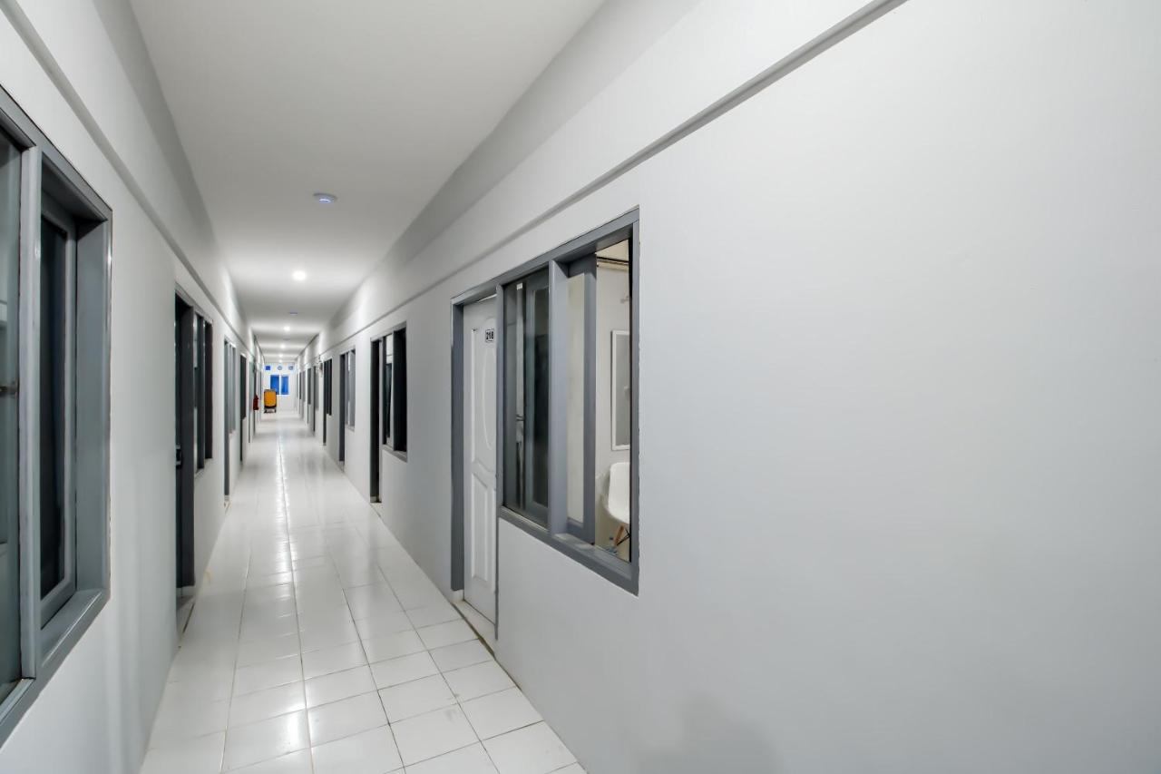 Urban24 Syariah Depok Hotel Ngoại thất bức ảnh